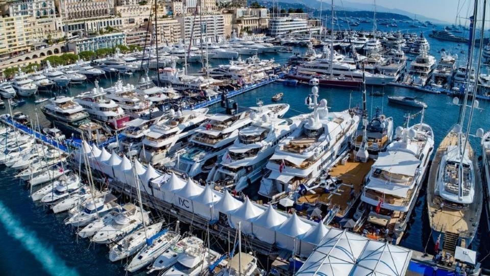 Plein Coeur De Monaco, A 300 Metres A Pied Du Port De Monaco, 4 Pieces Dans Des Escaliers Vue Mer Exceptionnelle Zewnętrze zdjęcie