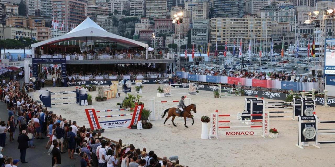 Plein Coeur De Monaco, A 300 Metres A Pied Du Port De Monaco, 4 Pieces Dans Des Escaliers Vue Mer Exceptionnelle Zewnętrze zdjęcie